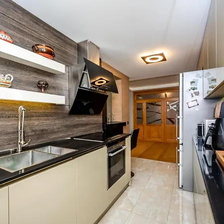 Apartment No Partys No Smocking Sofia